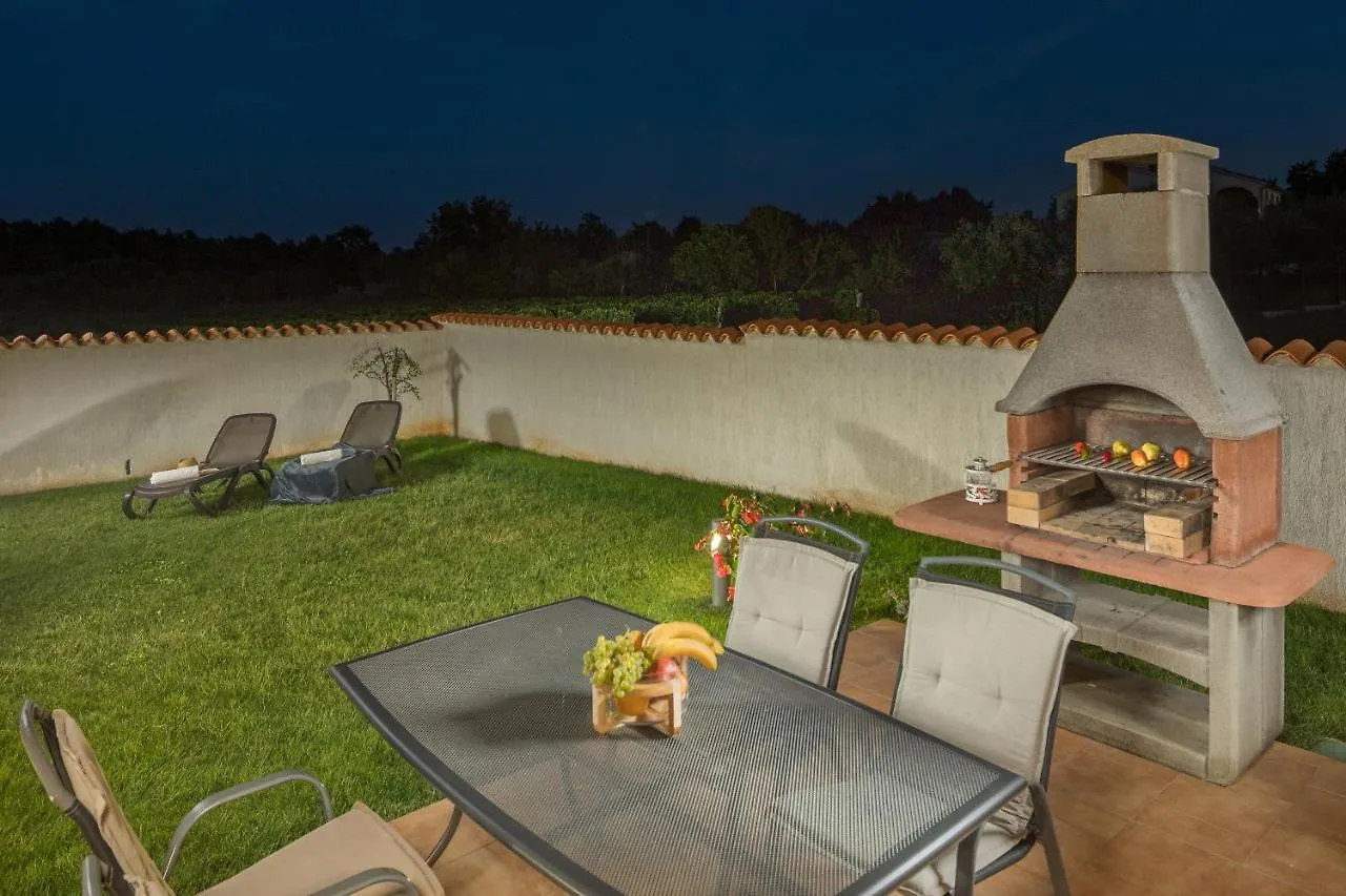 Villa Gracia Sveti Lovreč Pazenatički